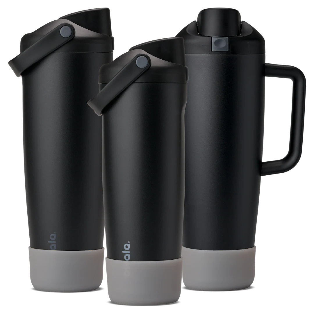 C07567   FreeSip Tumbler Sway Silicone Boot   Translucent Grey   On Very Very Dark Group